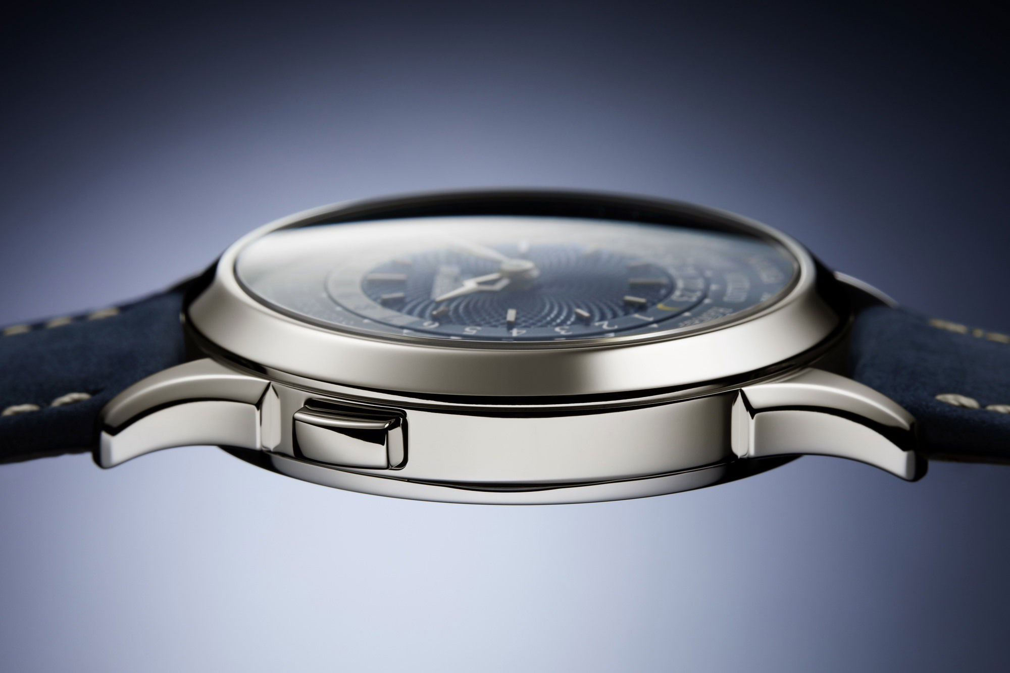 Patek Philippe Complications World Time - View 2