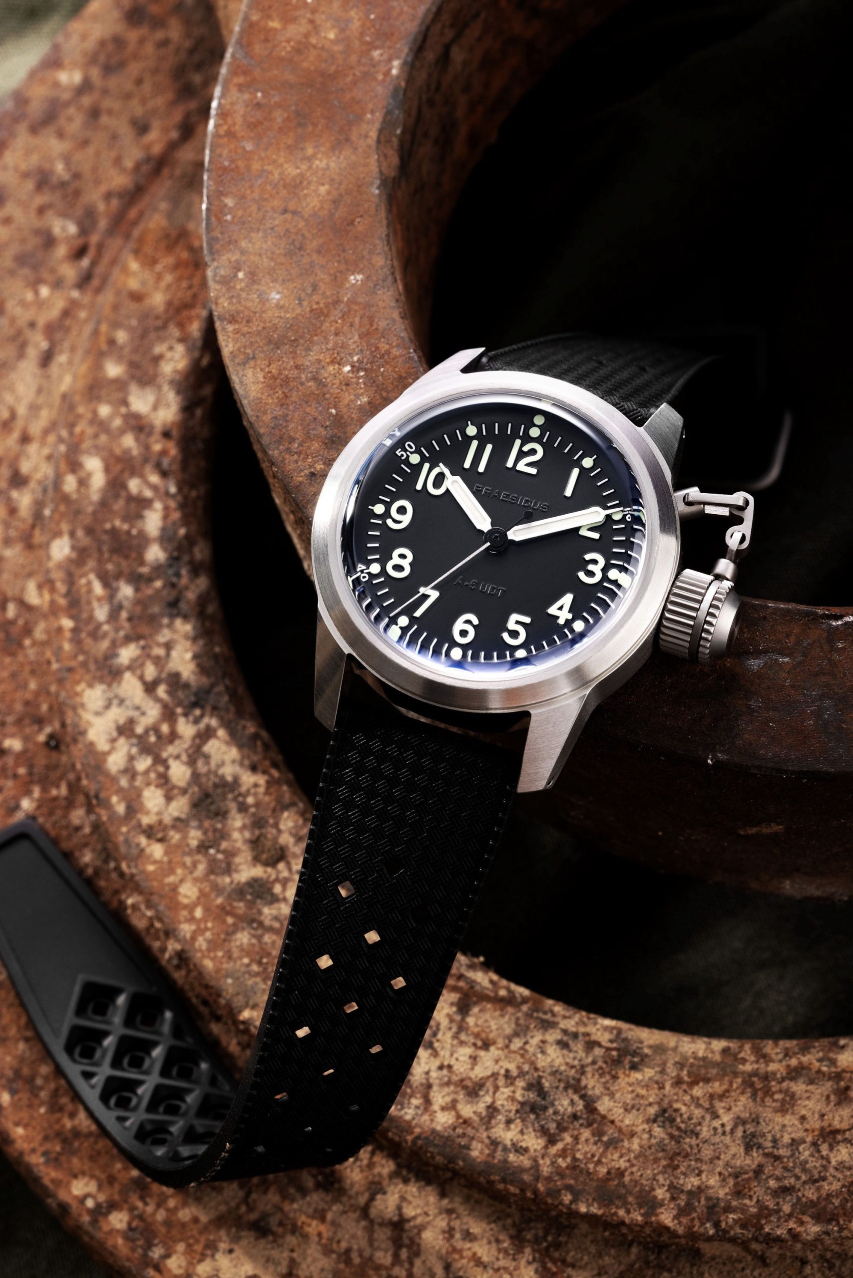 Praesidus A-5 UDT: Black Rubber Tropic - View 3