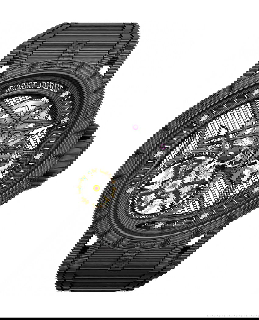 Roger Dubuis Excalibur Spider Carbon Flying Tourbillon luxury timepiece - detailed view