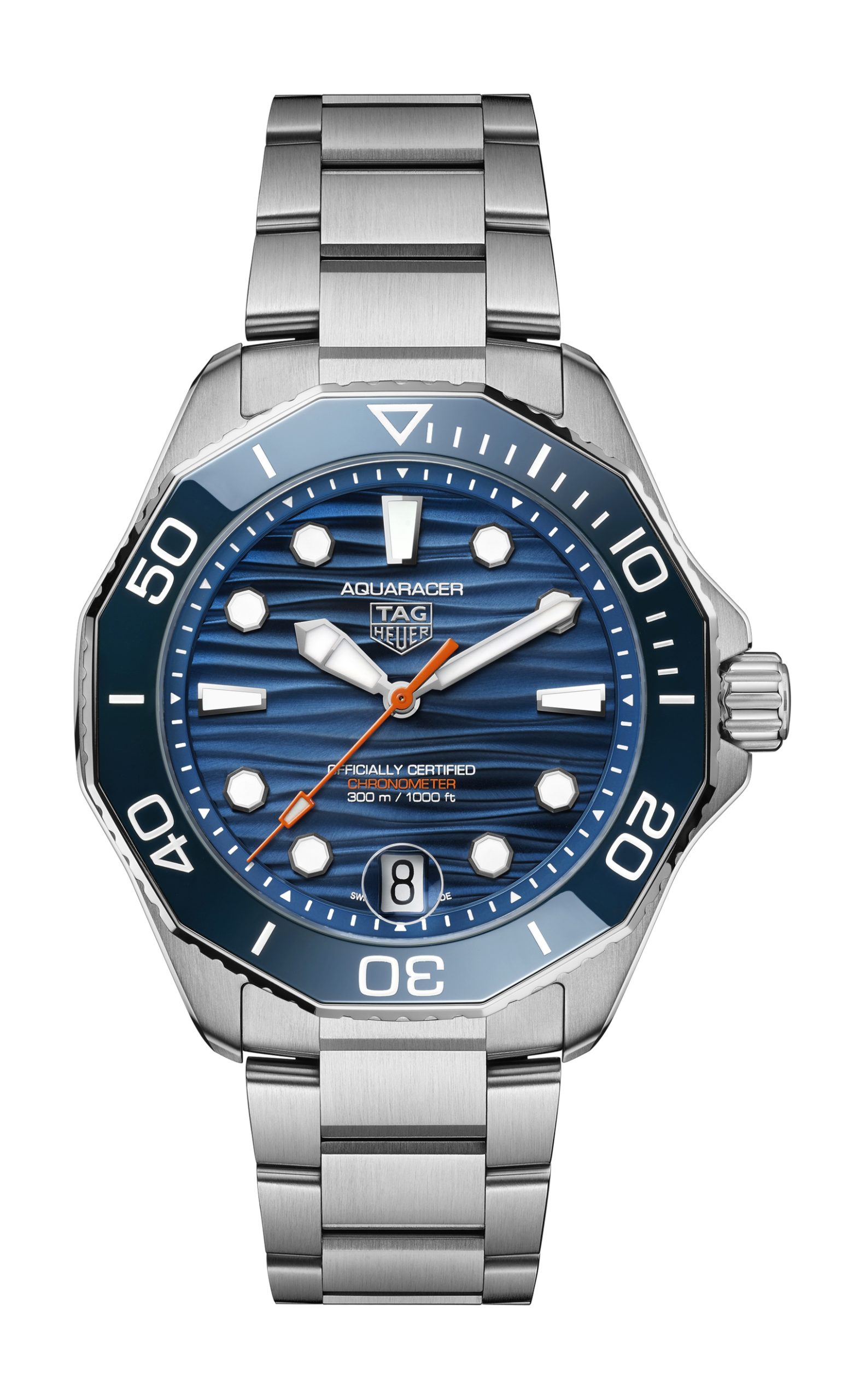 TAG Heuer Aquaracer Professional 300 Date luxury timepiece - detailed view