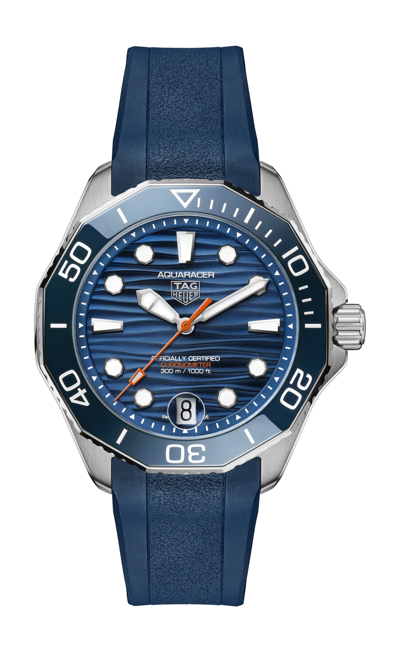 TAG Heuer Aquaracer Professional 300 Date luxury timepiece - detailed view