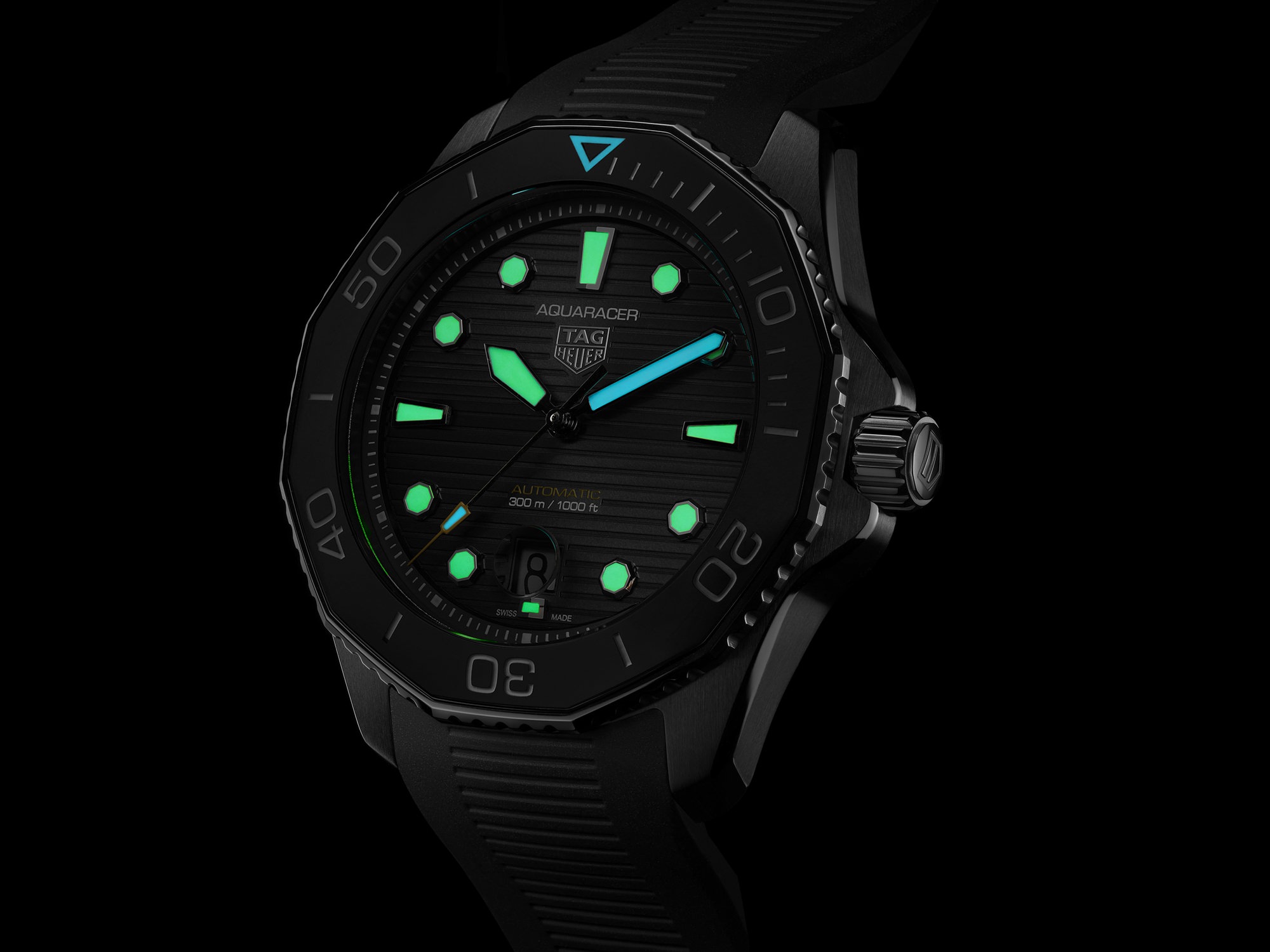 TAG Heuer Aquaracer Professional 300 - View 3