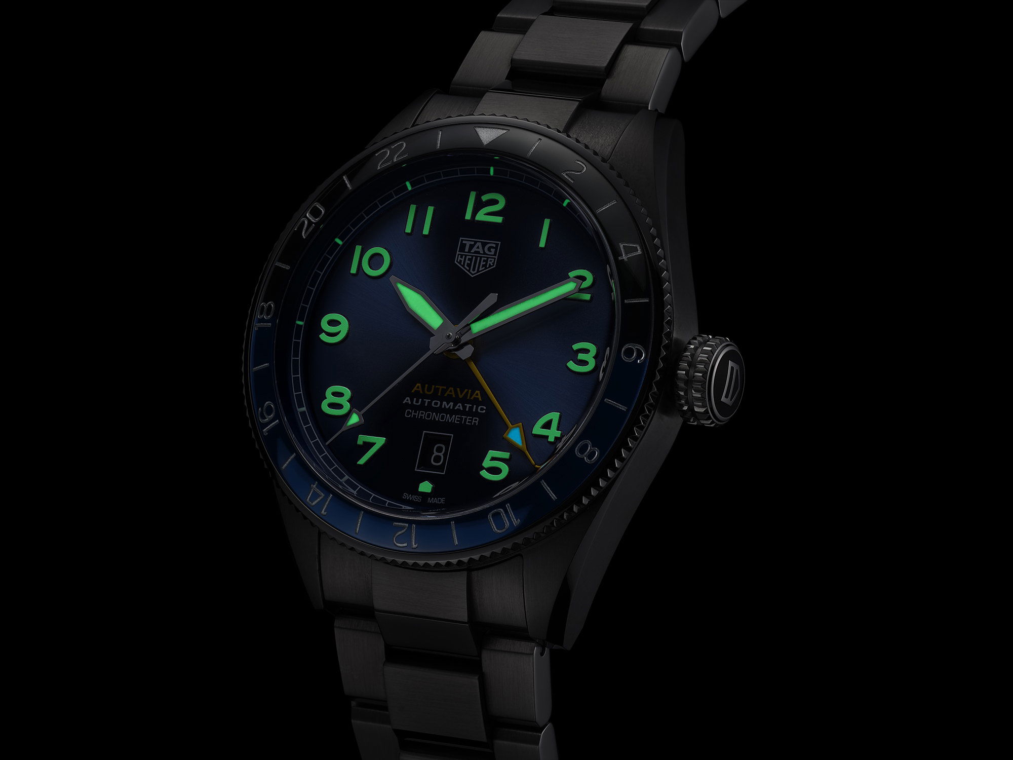 TAG Heuer Autavia COSC GMT 60th Anniversary - View 2