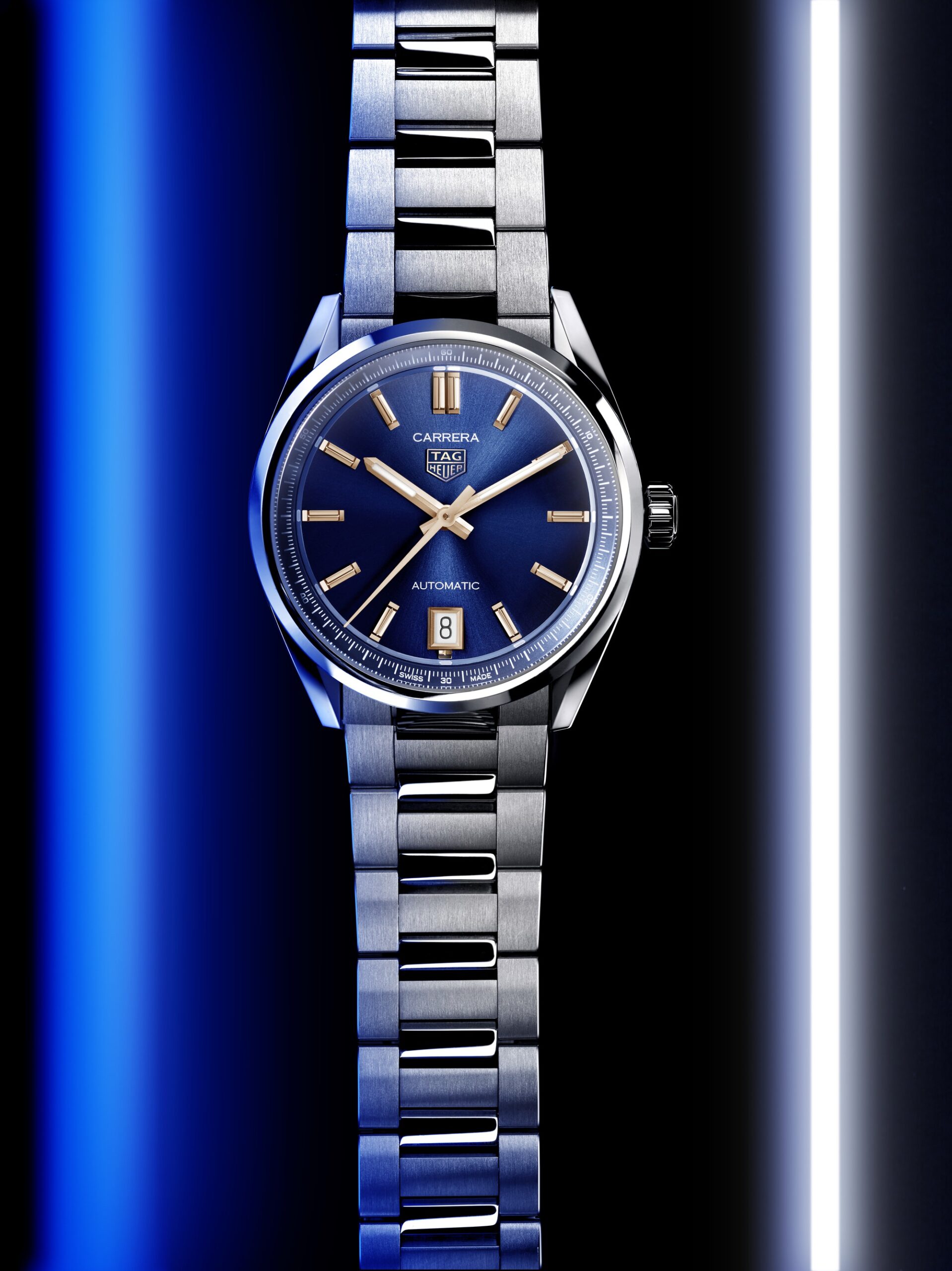 TAG Heuer Carrera Date - View 2