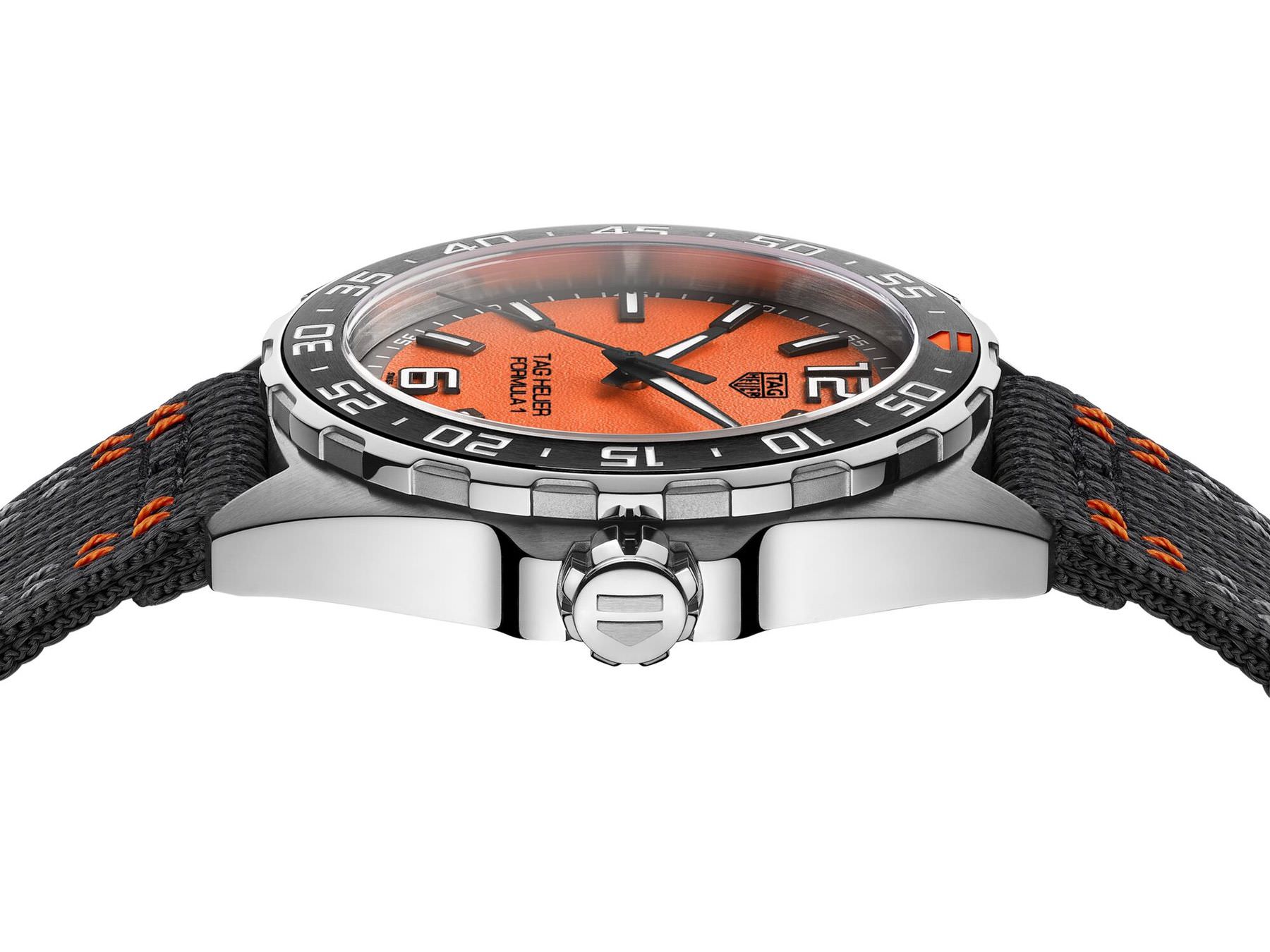 TAG Heuer Formula 1 - View 3