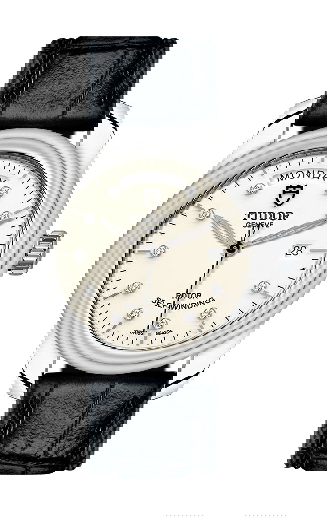 TUDOR Glamour Date + Day luxury timepiece - detailed view