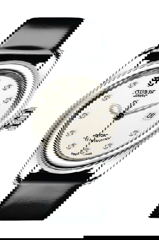 TUDOR Glamour Date luxury timepiece - detailed view