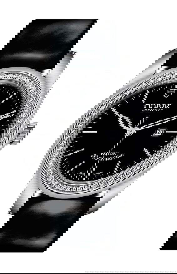 TUDOR Glamour Date luxury timepiece - detailed view