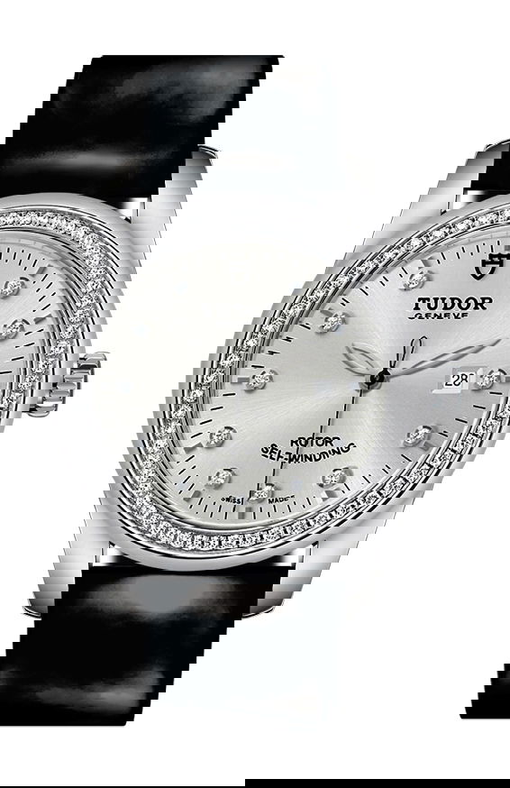 TUDOR Glamour Date luxury timepiece - detailed view