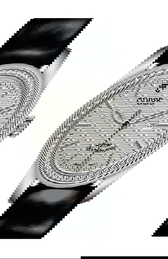 TUDOR Glamour Date luxury timepiece - detailed view