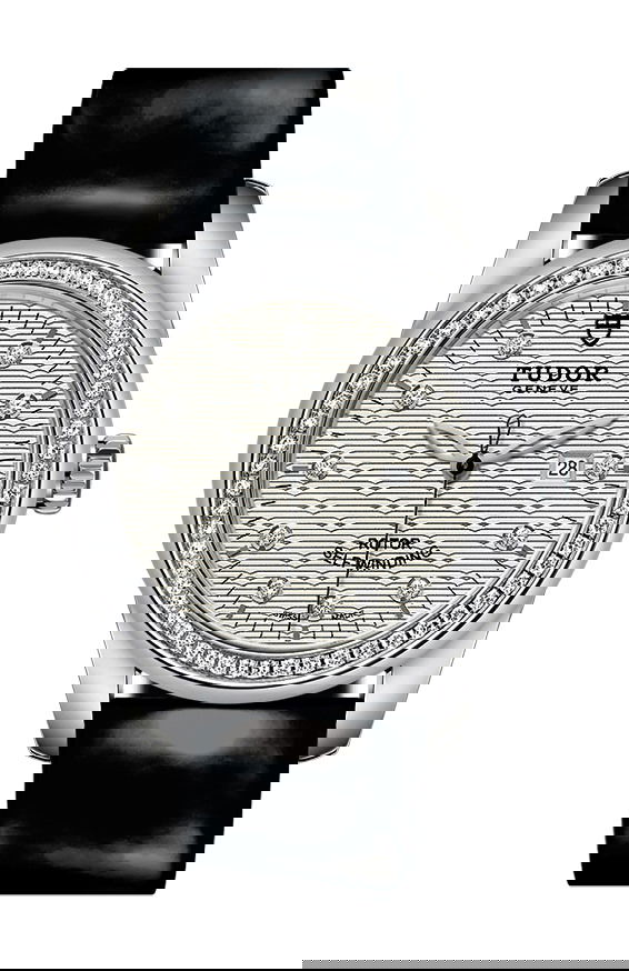 TUDOR Glamour Date luxury timepiece - detailed view