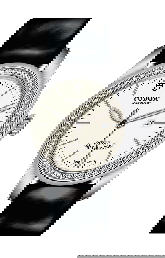 TUDOR Glamour Date luxury timepiece - detailed view