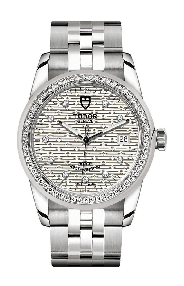 TUDOR Glamour Date luxury timepiece - detailed view