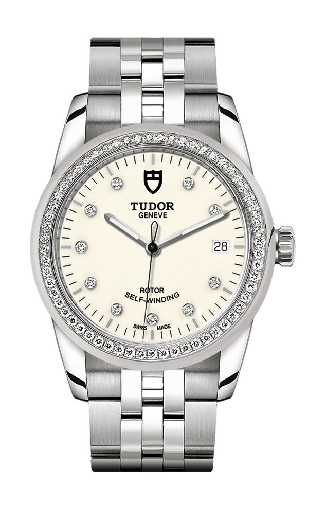 TUDOR Glamour Date luxury timepiece - detailed view