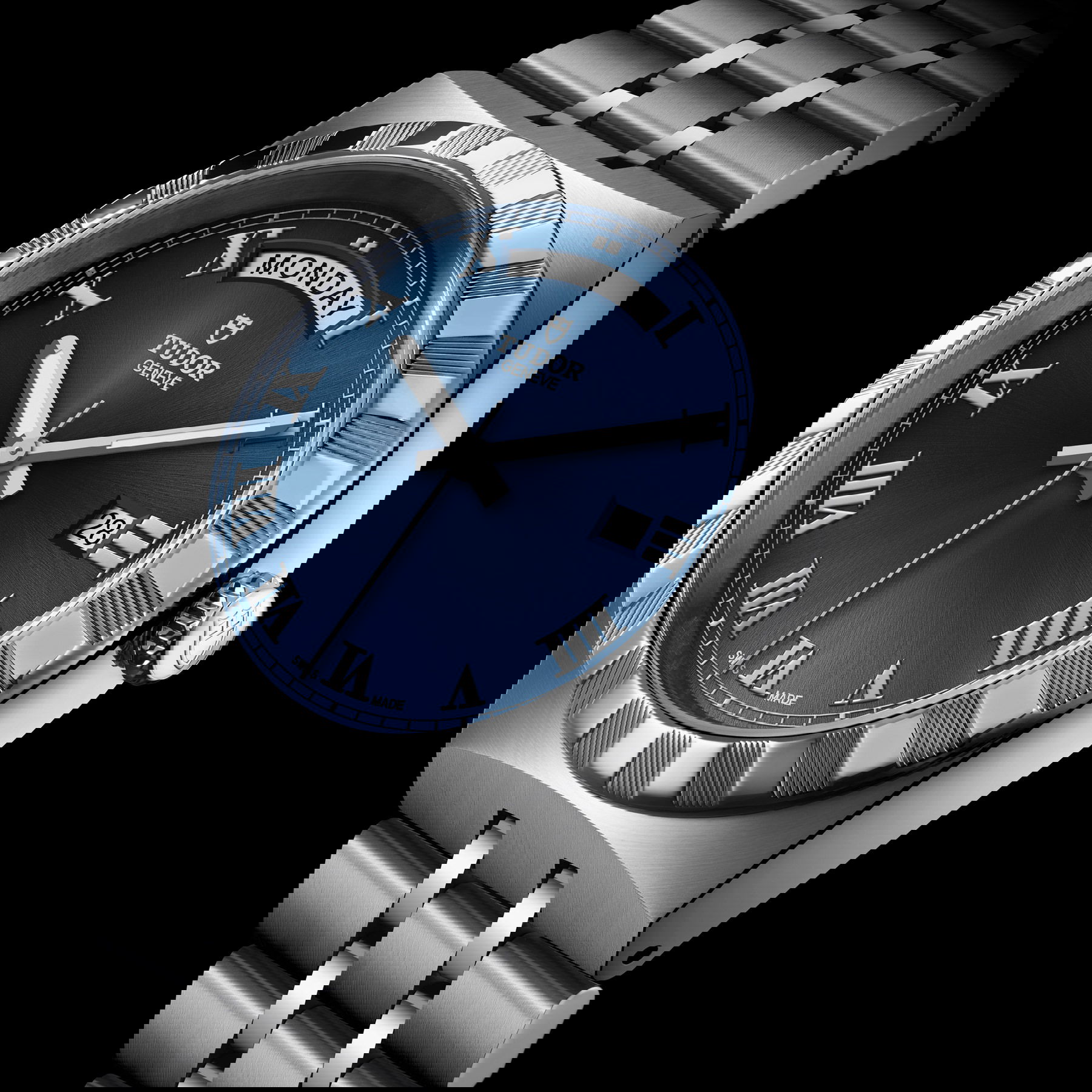TUDOR Royal - View 2