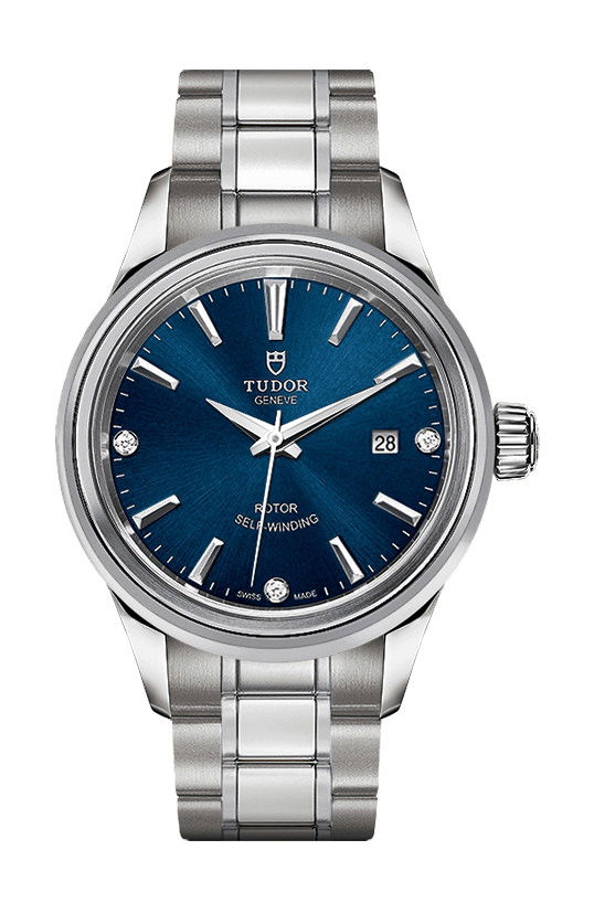TUDOR Style luxury timepiece - detailed view
