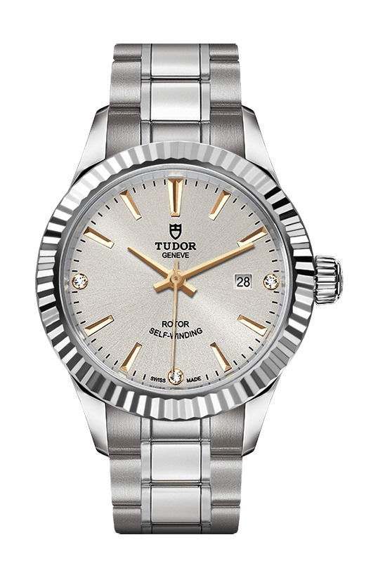 TUDOR Style luxury timepiece - detailed view