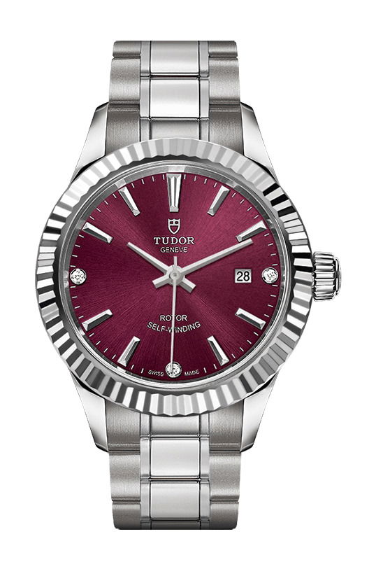 TUDOR Style luxury timepiece - detailed view