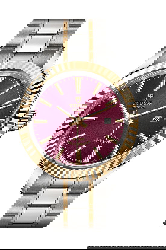 TUDOR Style luxury timepiece - detailed view