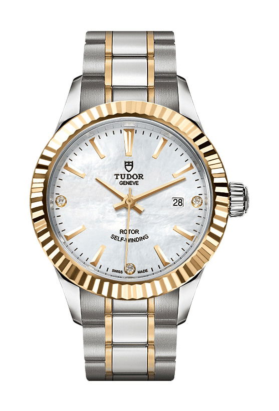 TUDOR Style luxury timepiece - detailed view