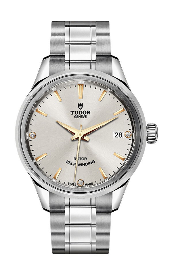 TUDOR Style luxury timepiece - detailed view