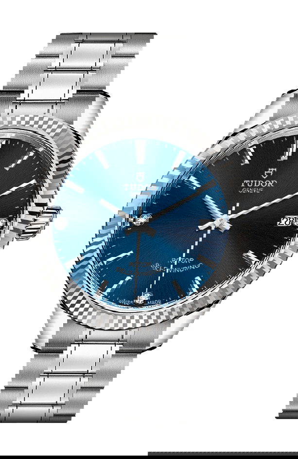 TUDOR Style luxury timepiece - detailed view