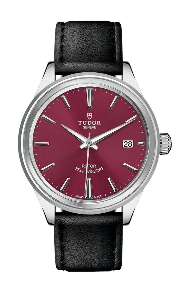 TUDOR Style luxury timepiece - detailed view