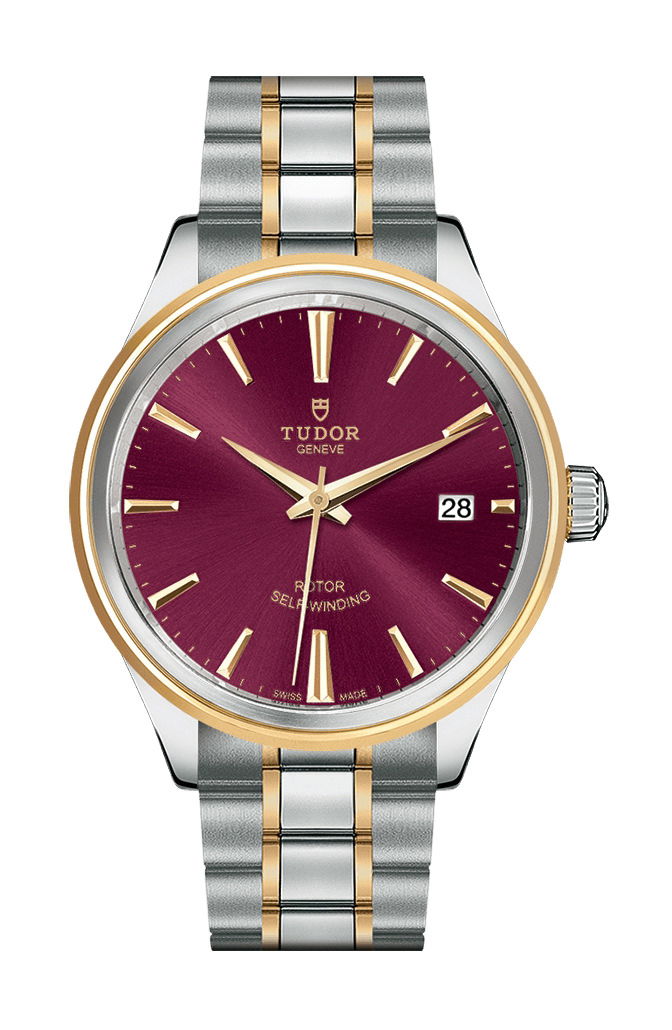 TUDOR Style luxury timepiece - detailed view