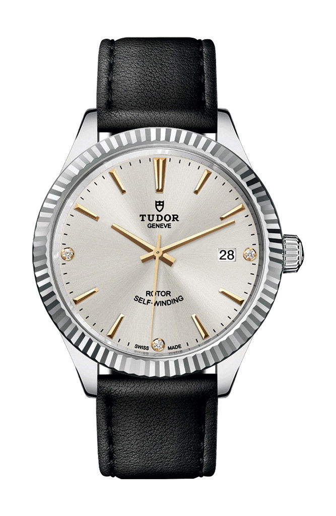 TUDOR Style luxury timepiece - detailed view
