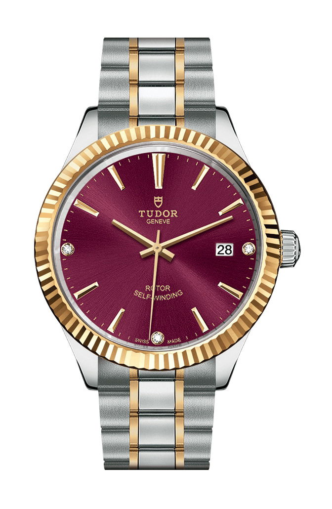 TUDOR Style luxury timepiece - detailed view