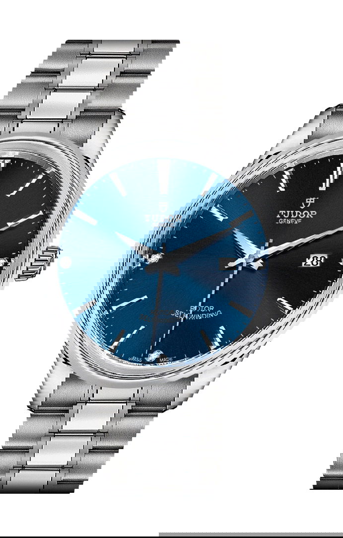 TUDOR Style luxury timepiece - detailed view