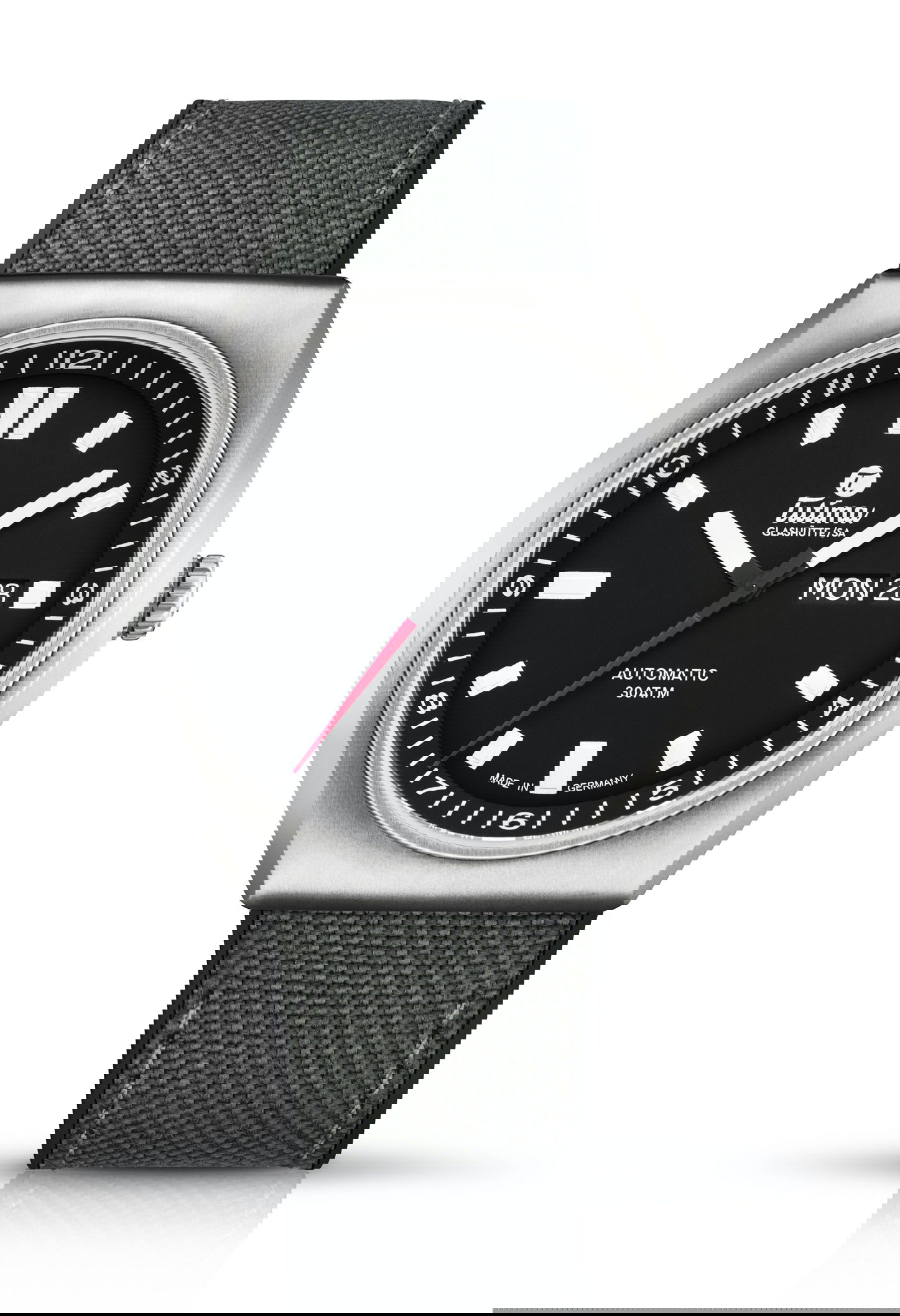 Tutima Glashütte M2 Coastline luxury timepiece - detailed view