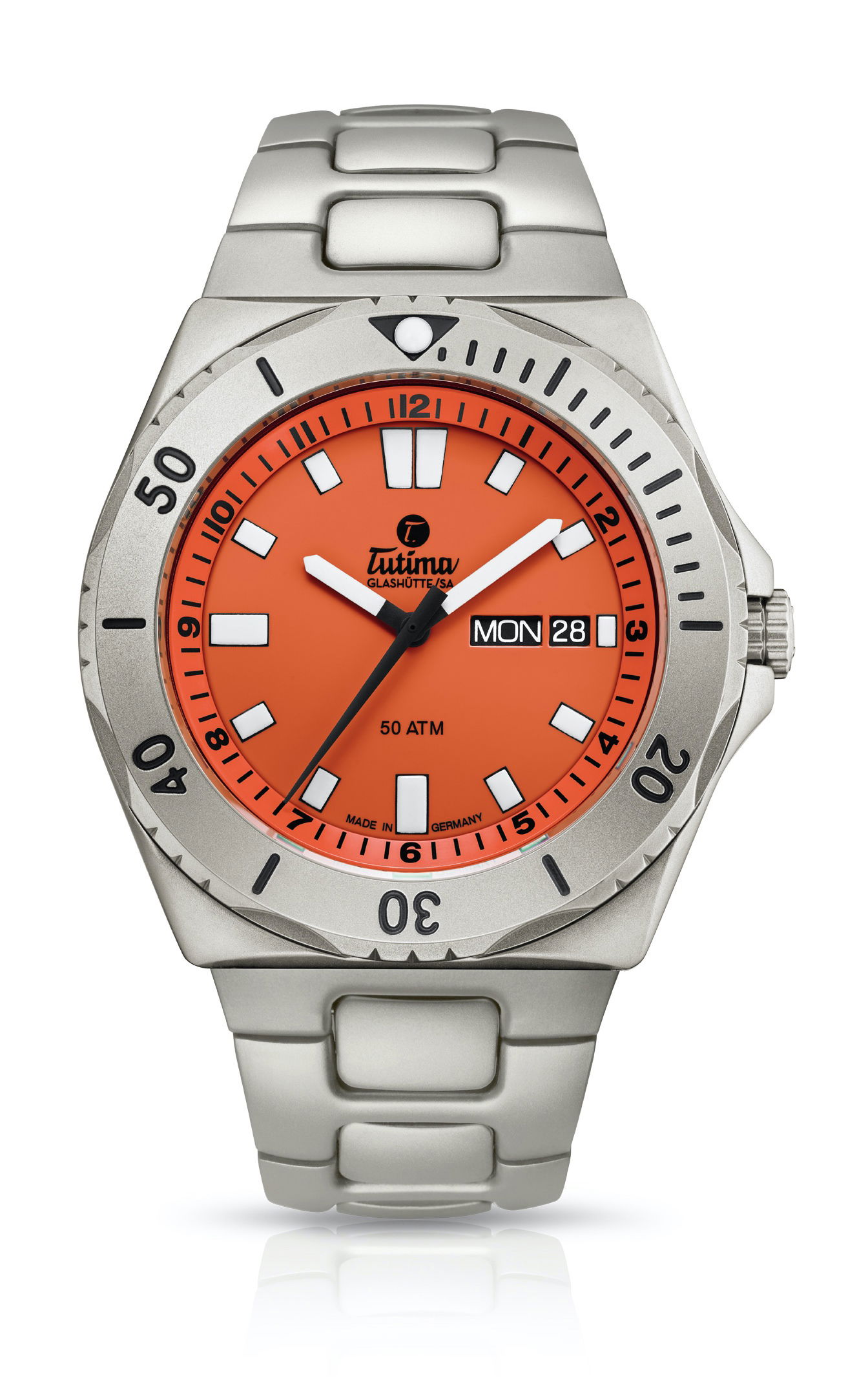 Tutima Glashütte M2 Seven Seas luxury timepiece - detailed view