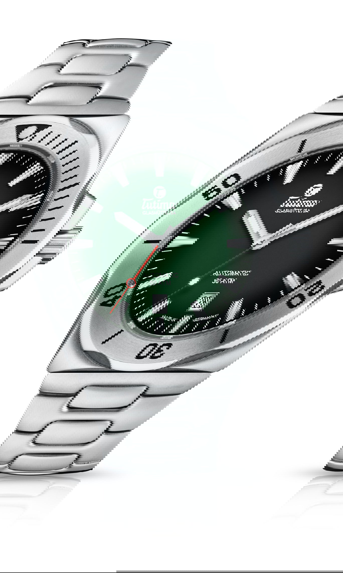 Tutima Glashütte M2 Seven Seas S 44 luxury timepiece - detailed view