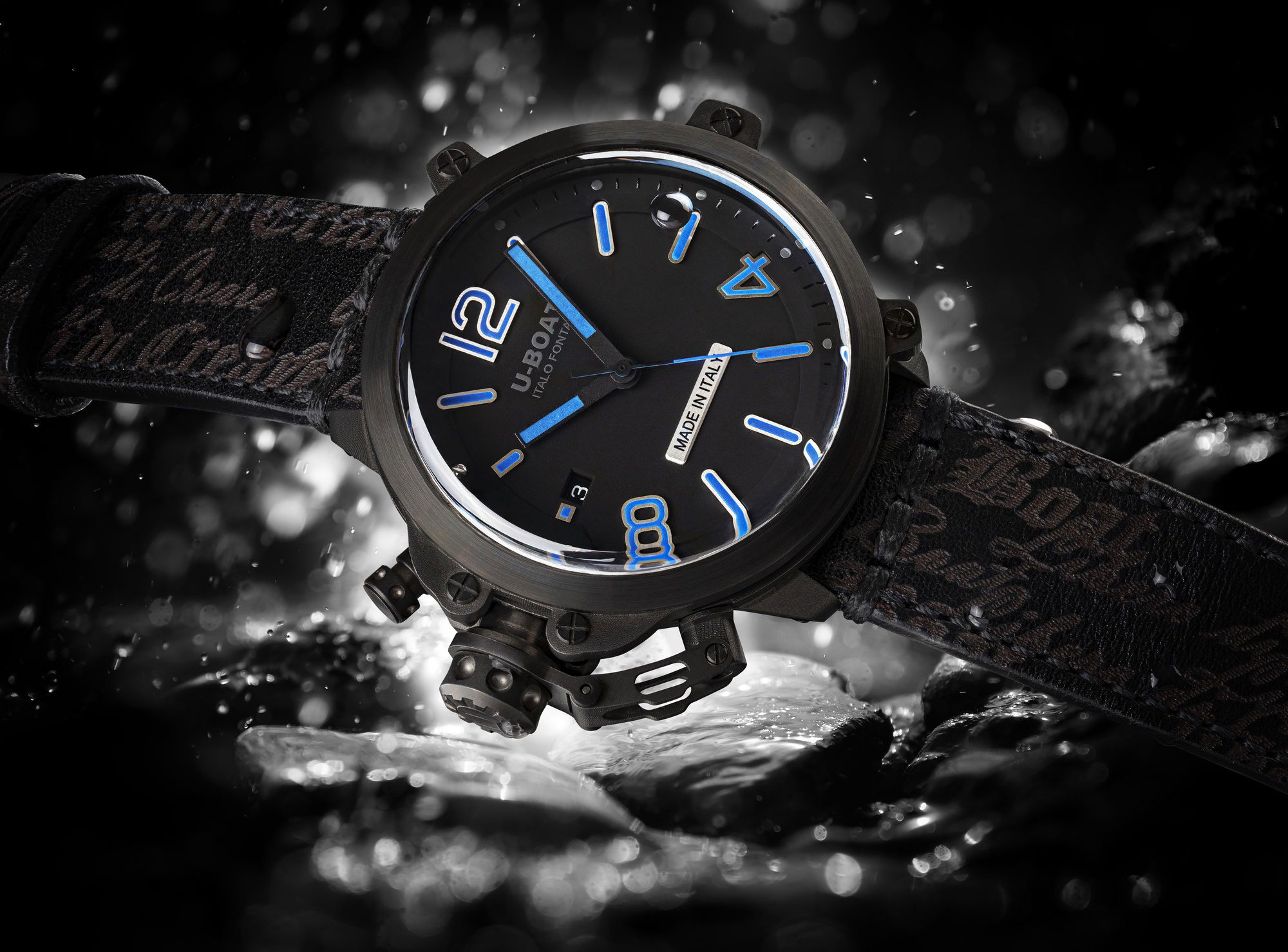 U-Boat Capsule 45 PVD BK BL - View 2