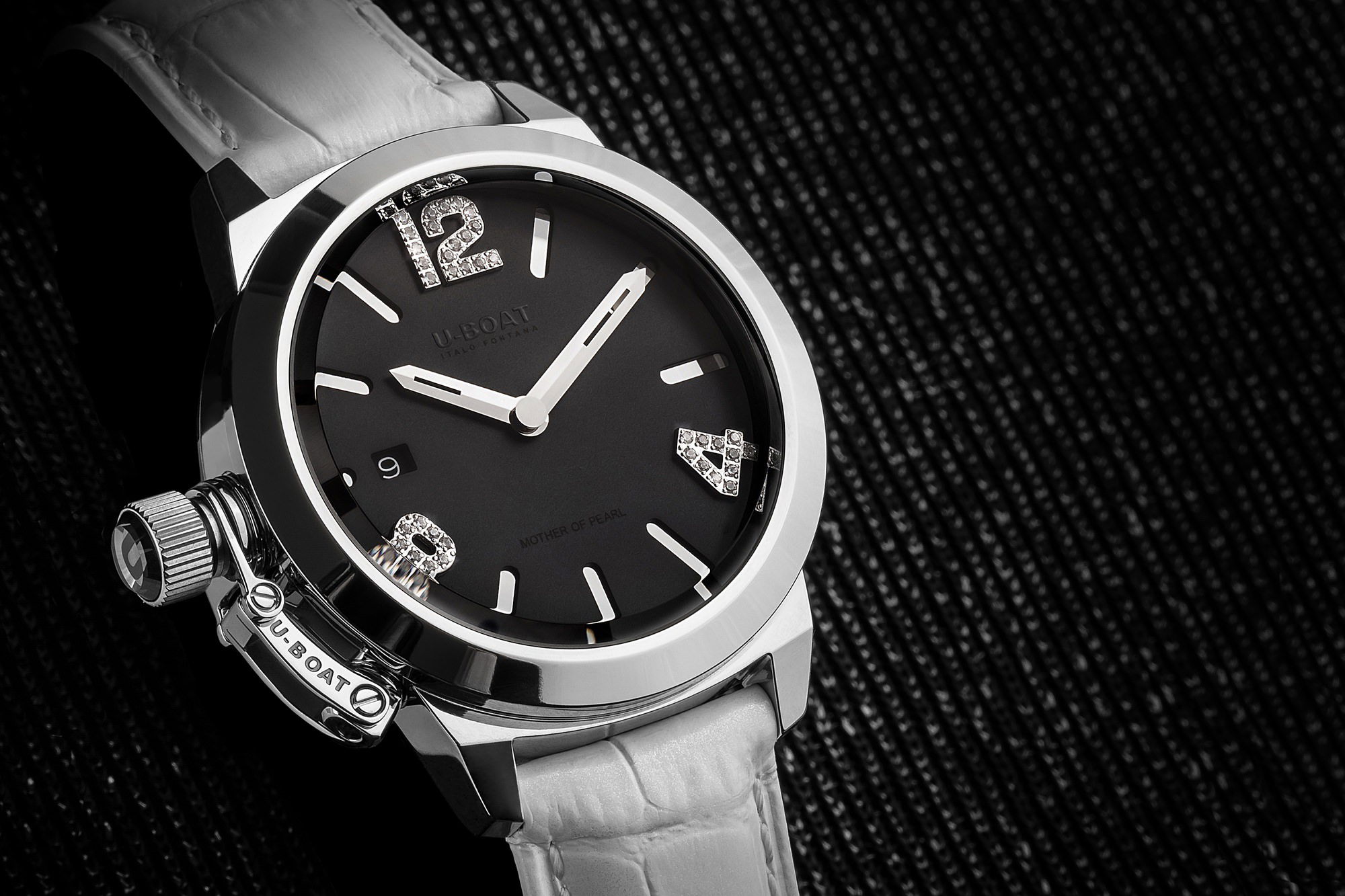 U-Boat Classico 38 Black Mother of Pearl - View 2