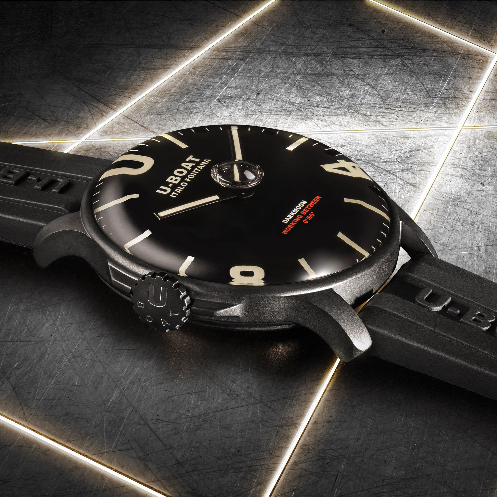 U-Boat Darkmoon 44 SS - View 2