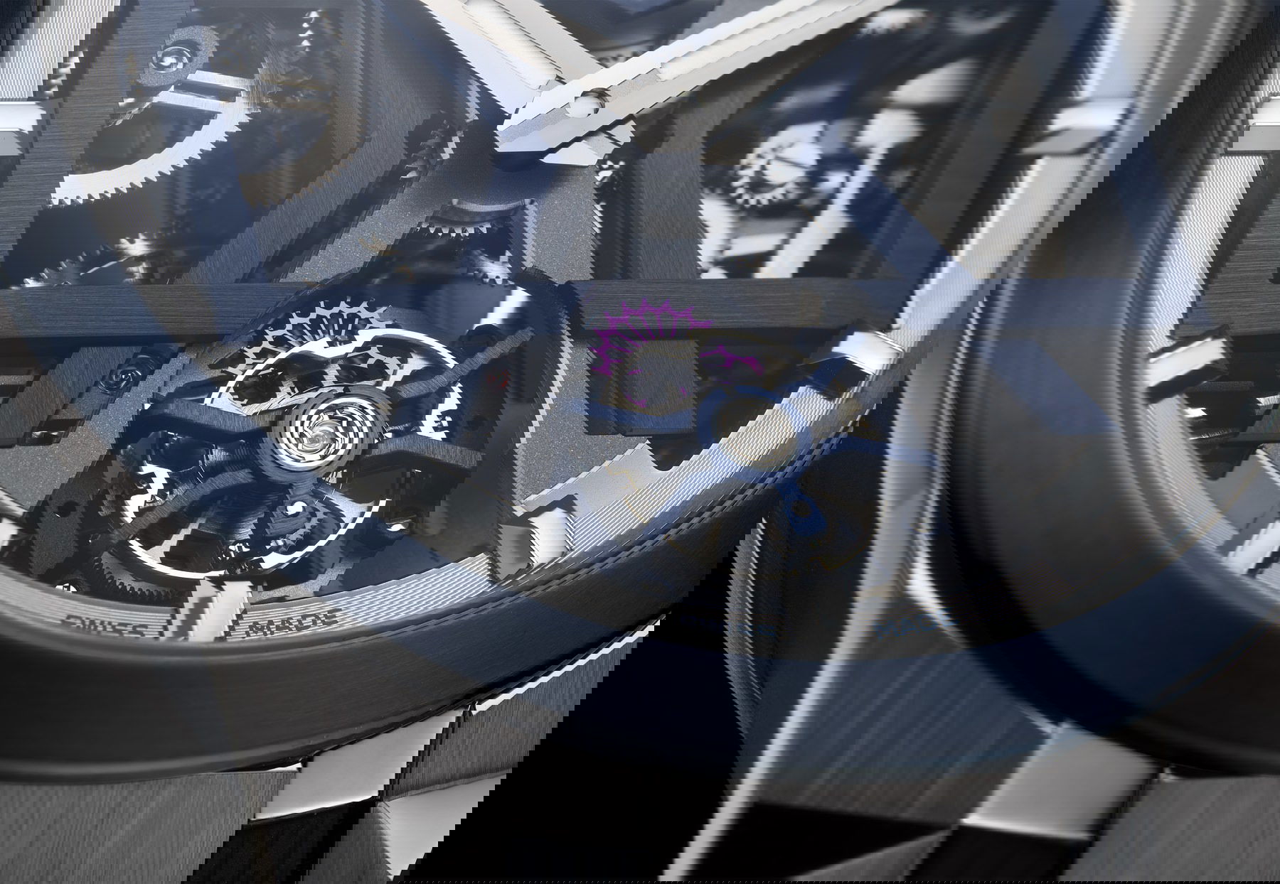 Ulysse Nardin Executive Blue Blast - View 3