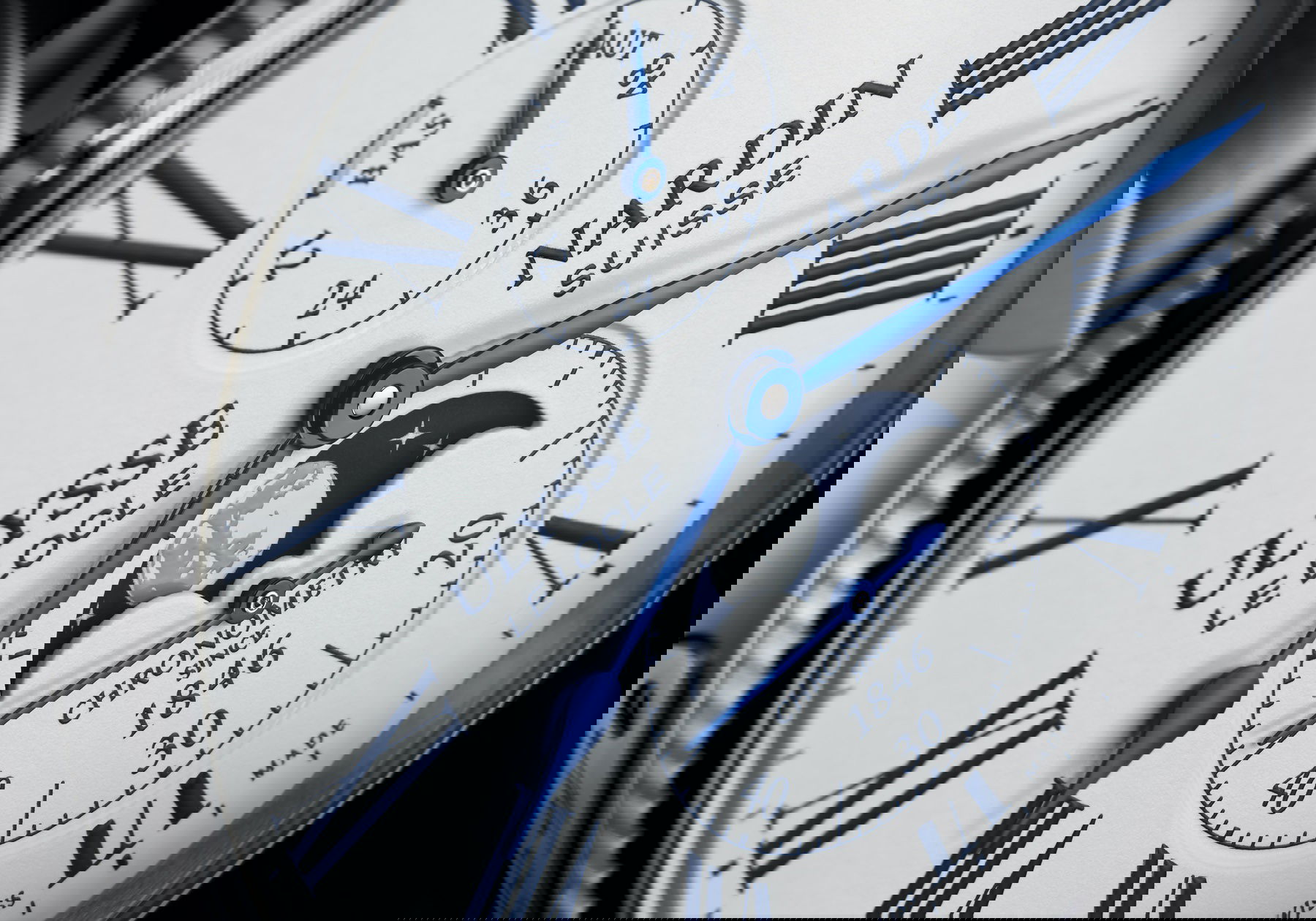 Ulysse Nardin Marine Torpilleur Moonphase - View 2