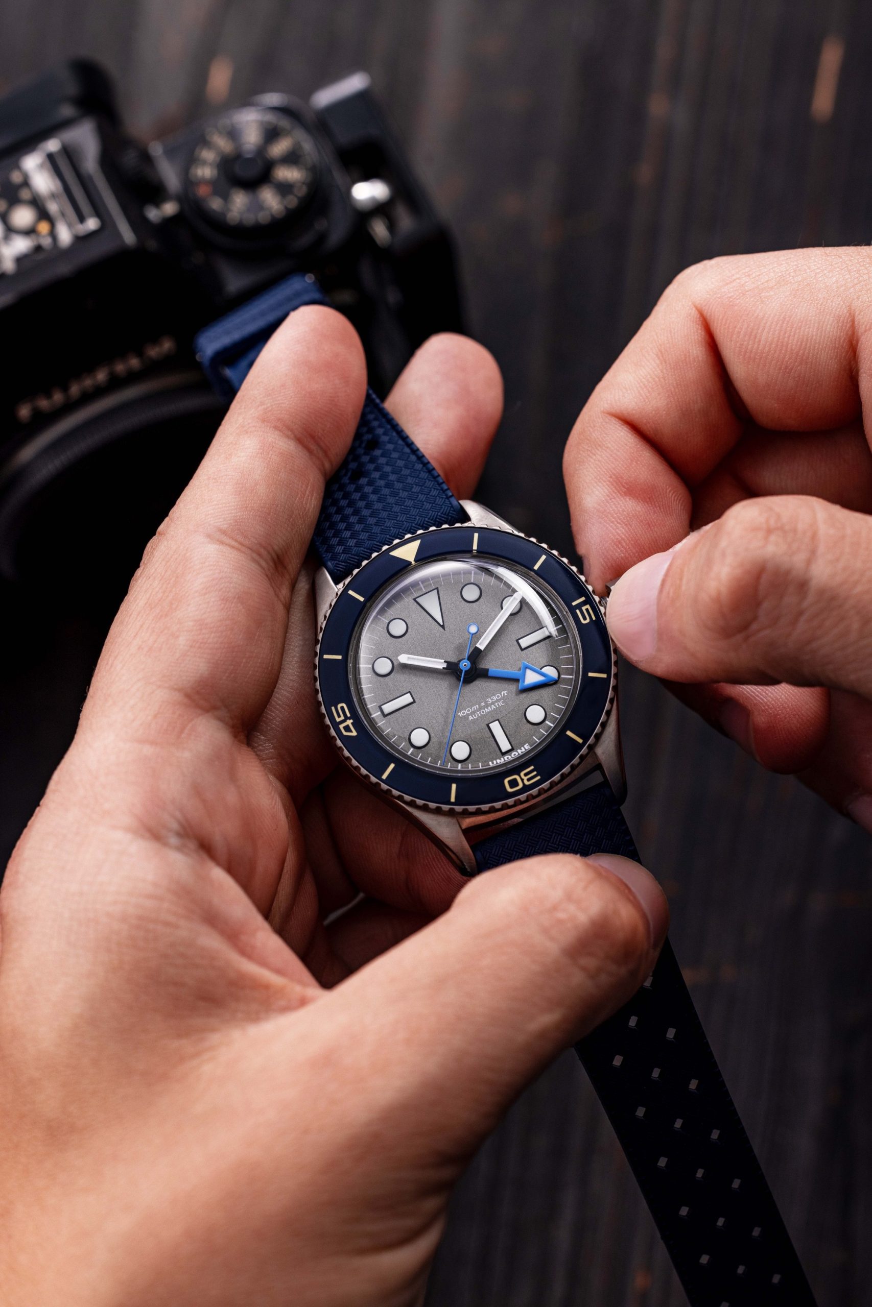 Undone Basecamp Explorer Blue bezel - View 2
