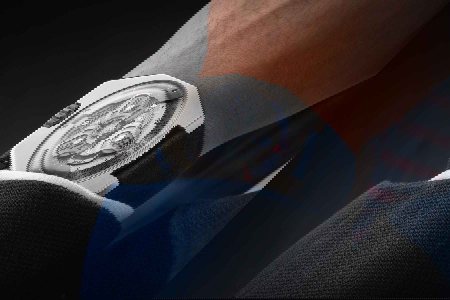 Urwerk UR-100 V Iron - View 2