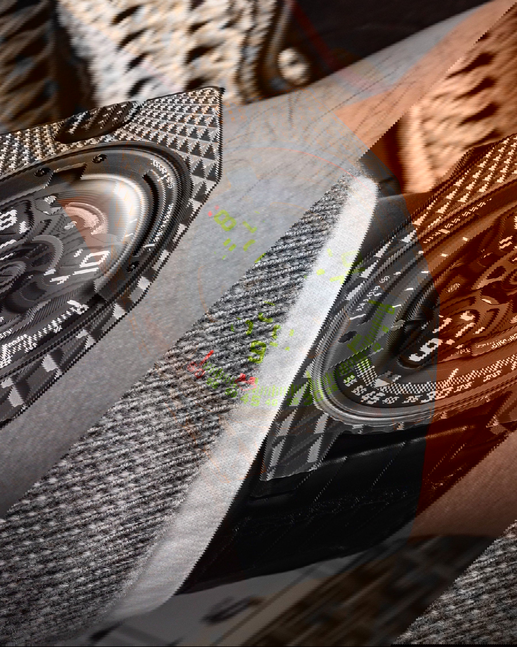 Urwerk UR-100V “T-Rex” - View 2