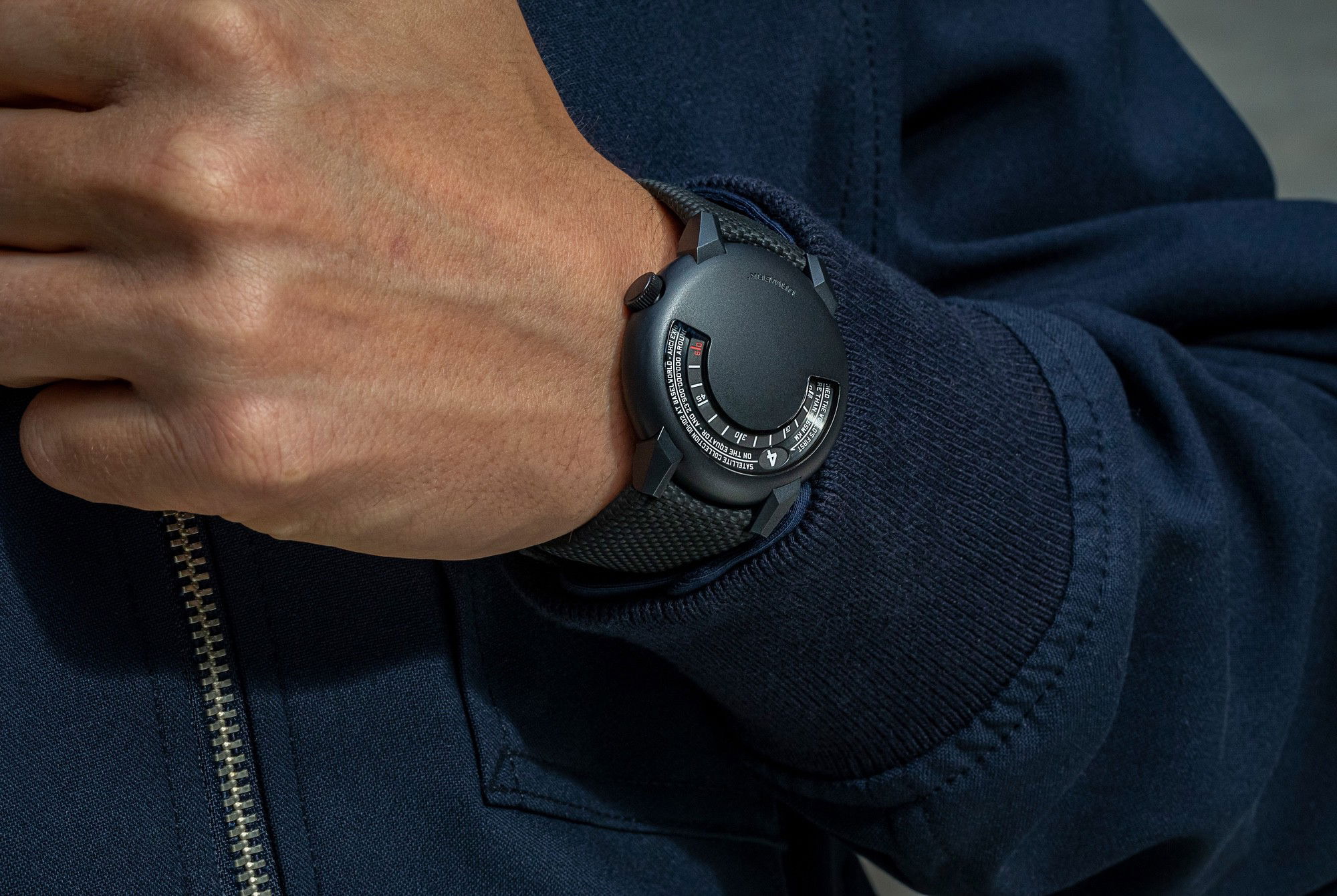 Urwerk UR-102 “Reloaded” - View 3