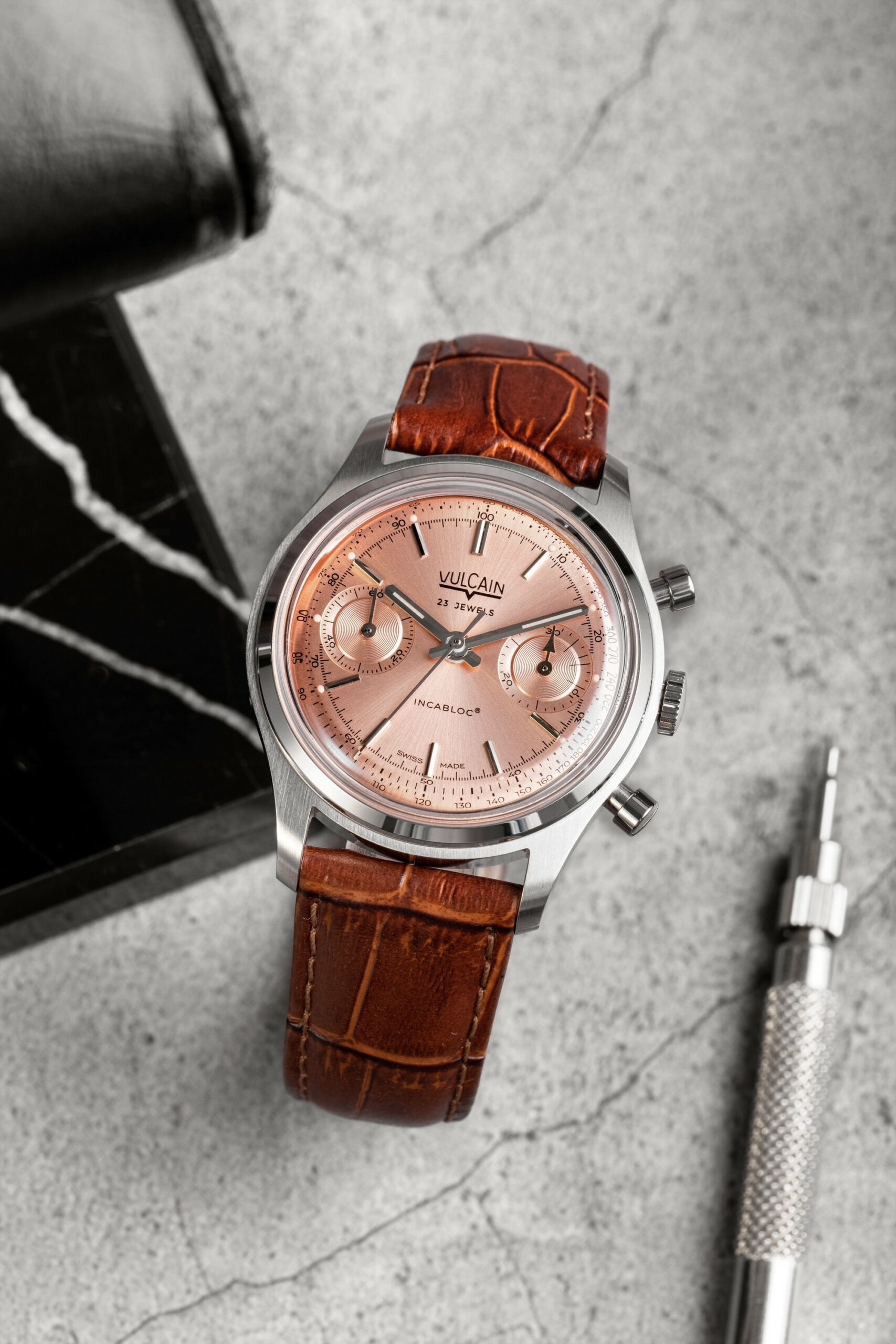 Vulcain Chronograph 1970’s Salmon - View 2