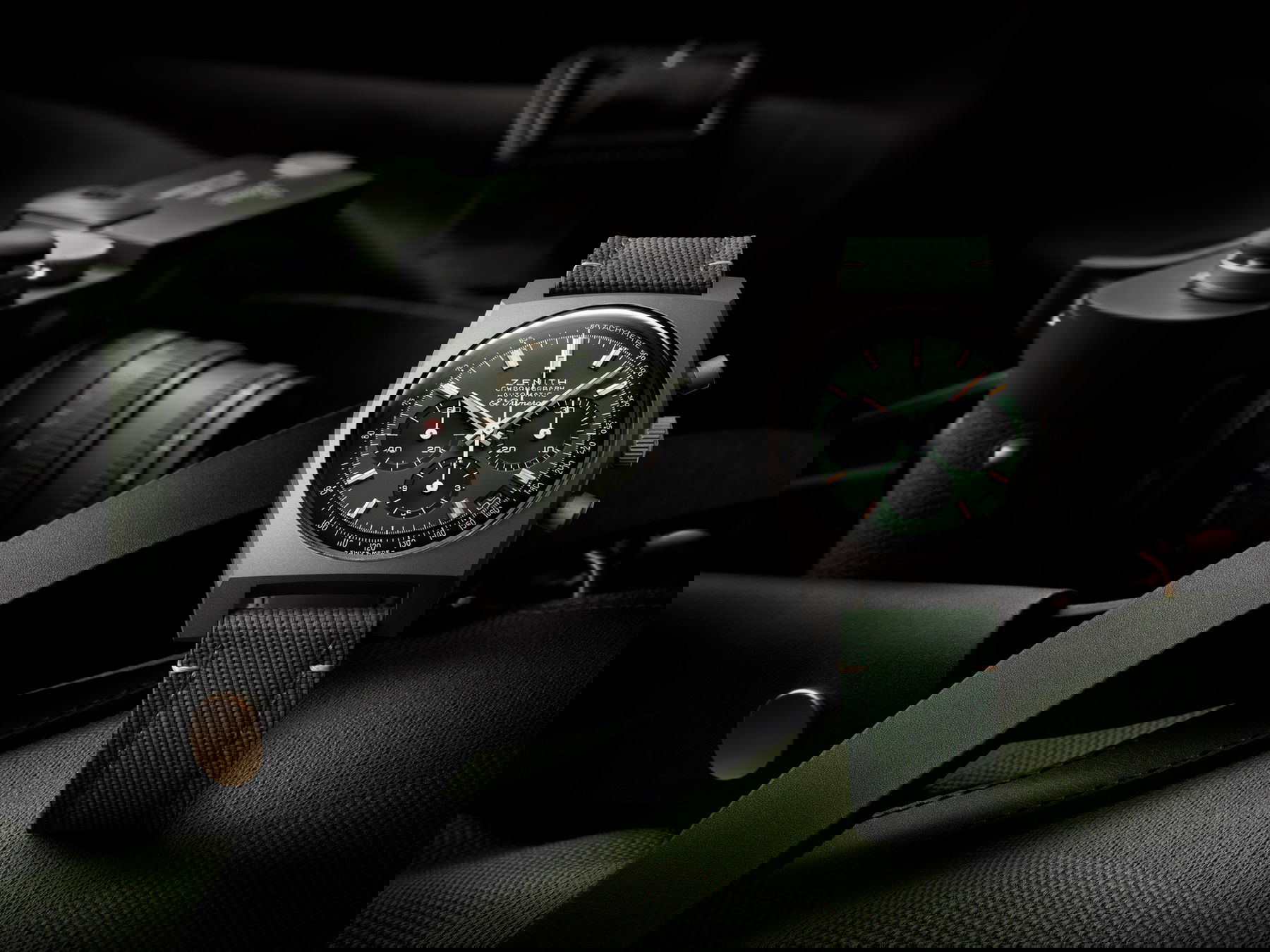 Zenith Chronomaster Revival Safari - View 2